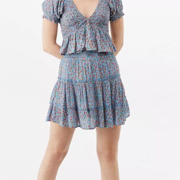 Urban Outfitters Maisie Floral Tiered Mini Skirt Medium - Picture 2 of 5